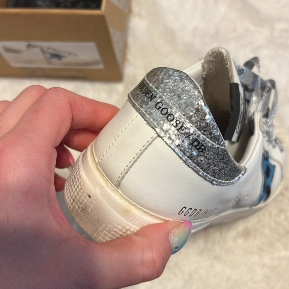 Rare Golden Goose May White with Silver Glitter & Blue Pony Hair Star - Picture 16 of 17